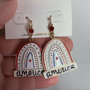 Unbranded Red White and Blue America Dangle Earrings NWT